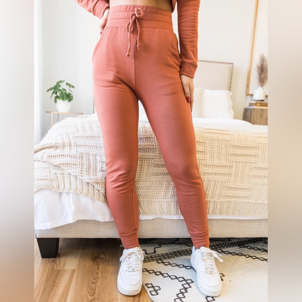 SO SOFT! Terra cota Sweatpants -XS (ethically sourced brand!)